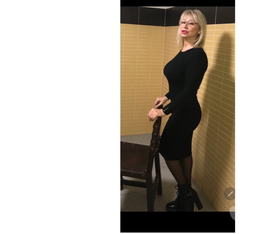 Escorts West Sussex Crawley - Photos for Linett 49🔥 European Lady. Let's go on an adventure, guys!