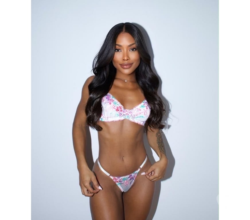 Escorts Aberdeen Aberdeen City Centre - Aberdeen - Photos for 🚨KAROL THE BEST OWO , PARTY 🍒🍭🍭🍑
