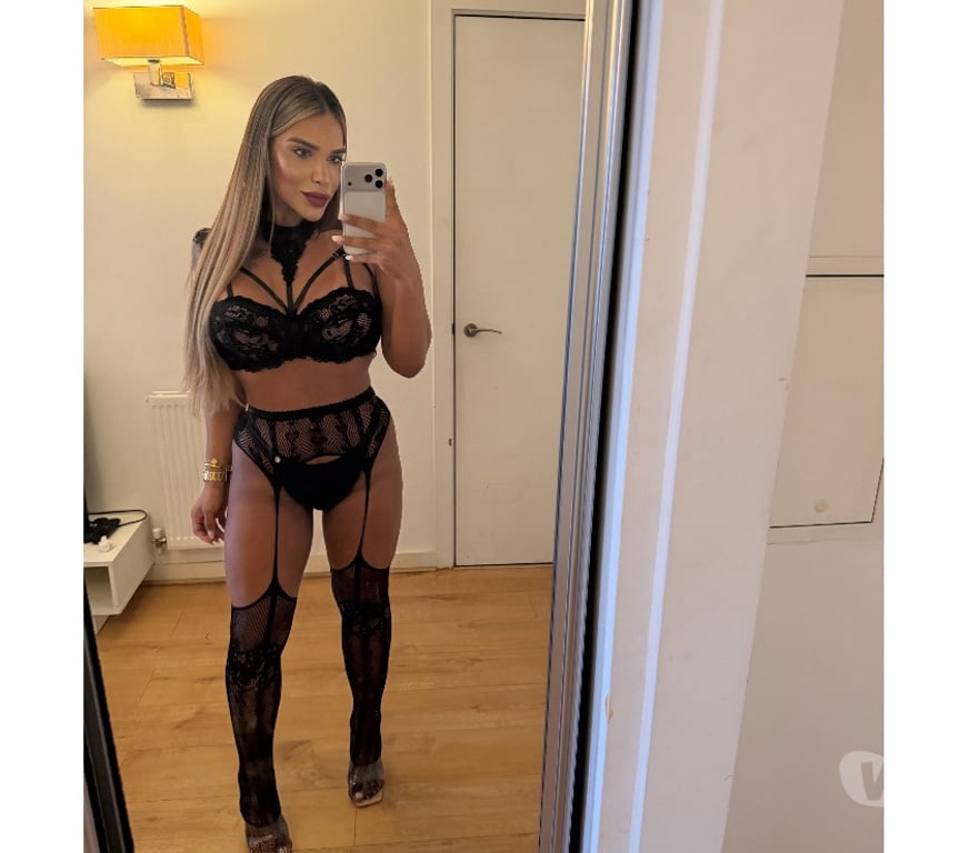 Trans Escorts Essex Chelmsford - Photos for Bruna Hot XXL🍆 The Pleasure Milker PARTY 🎉🎊✨