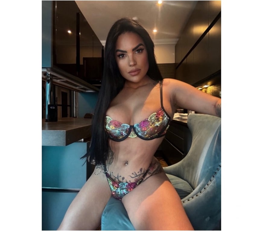 Escorts East London Stratford - East London - Photos for 💥 RAYKA BRAZILIAN GIRL 💥 STUNNING 🍾
