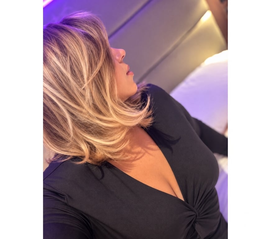 Escorts South West London Sutton - Photos for 🌸ESCORT NICKOLY BEAUTIFUL BIG WOMAN🌸