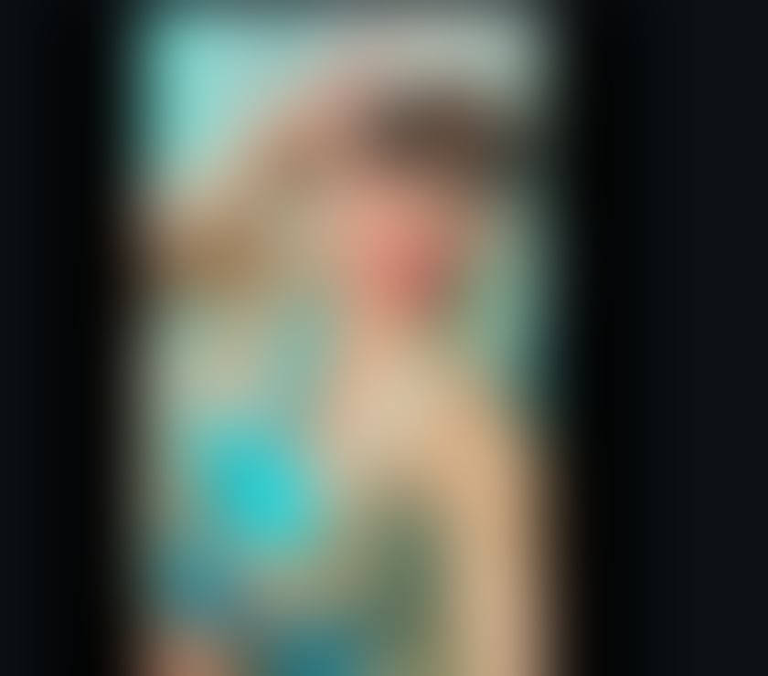 ANINHA BLOND MILF 🫦👅🍆🍑🍾