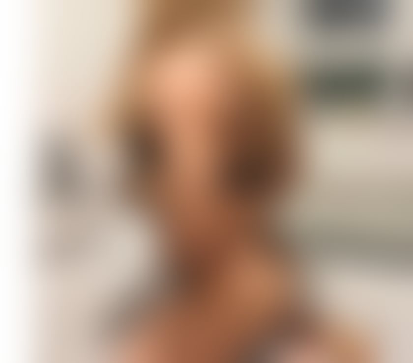 Transsexual Escorts Whitechapel East London - Photos for Queen LILY PRADO