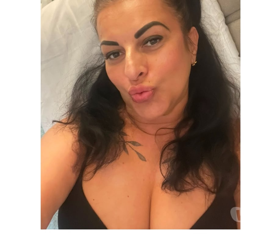 Escorts East London Walthamstow Central Station - East London - Photos for Curvy Tamara for you ♥️ no rush ♥️