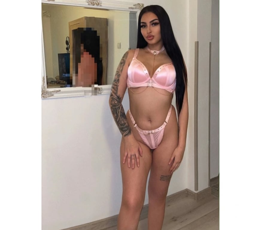 Escorts Buckinghamshire Milton Keynes - Photos for HELLO IM MELYNA 😘NEW IN T0WN 😘only outcall