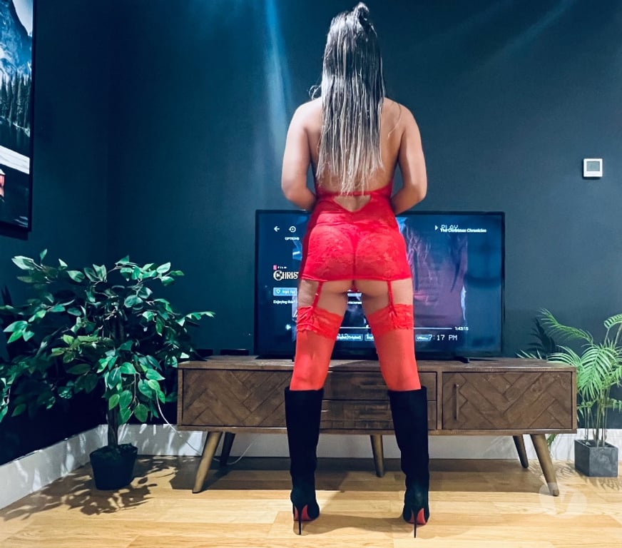 Escorts South West London Sutton - Photos for Lush Lana💫 qualified nurse and masseuse 🚺🔥GFE PSE