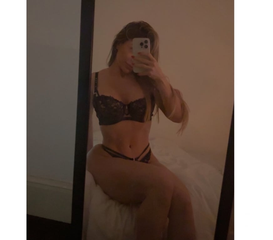 Escorts East London Old Street Station - East London - Photos for Come in… discover your new Latin obsession. 🇧🇷💋