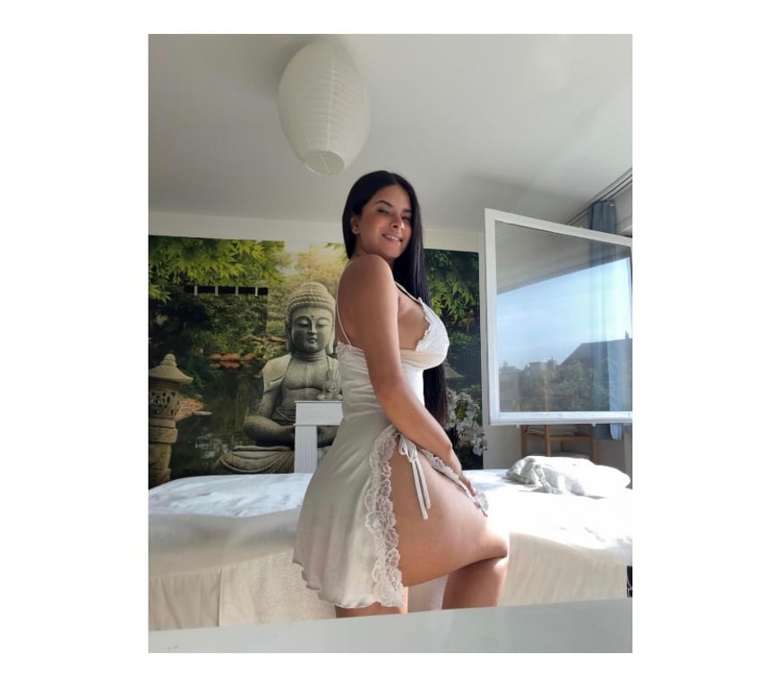 Escorts Hertfordshire Stevenage - Photos for KIM🍭NEW IN TOWN🍑SEXY&HOT 🍑GENUINE100%🔥