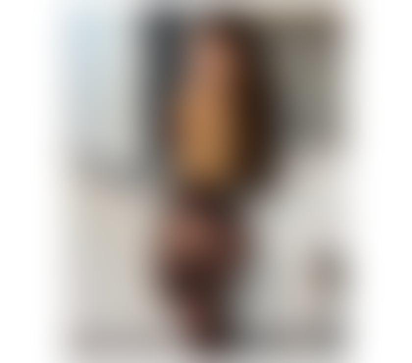 Farnborough - Rushmoor — New Brunette Good party