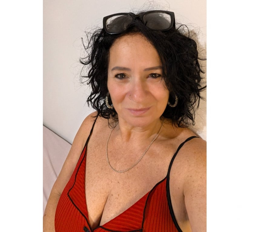 Adult Entertainment Lincolnshire North Lincolnshire - Photos for 07551 976631* MlLF*NATURAL 34GG PIERCED*CAM PHONE TEXT