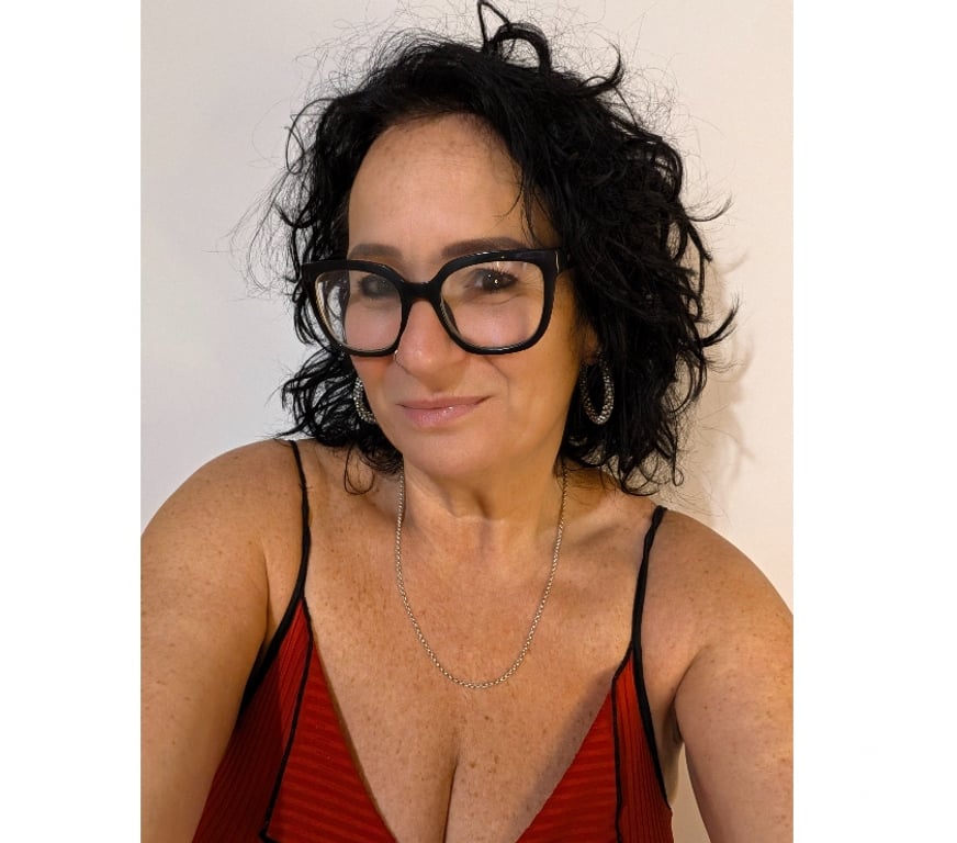 Adult Entertainment Lincolnshire North Lincolnshire - Photos for PIERCED 34GG NATURAL MlLF*FILTHY MOUTH*WHAT'SAPP 07551976631