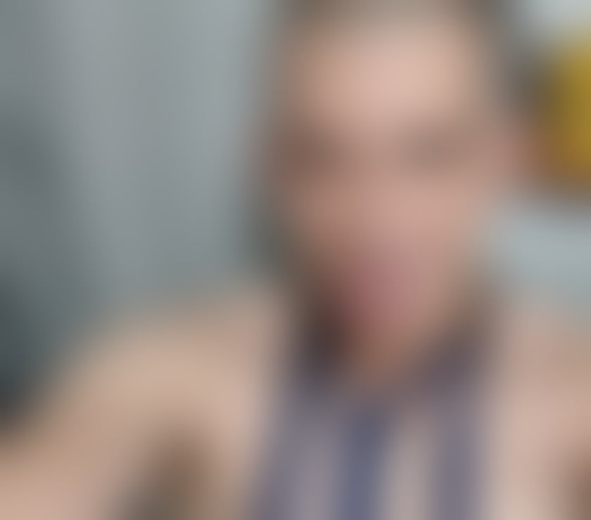 Escorts Ifield Crawley - Photos for good company, deep touch and authentic personality