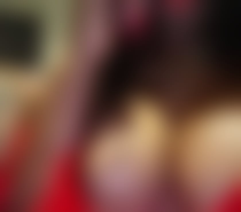 Escorts Inverclyde Greenock - Inverclyde - Photos for Allure K Busty Elegant Mature Lady