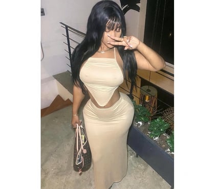 Escort Elephant & Castle Station South East London - Photos for 🍑🔥THE ULTIMATE CURVY GODDESS ✨🍑👑