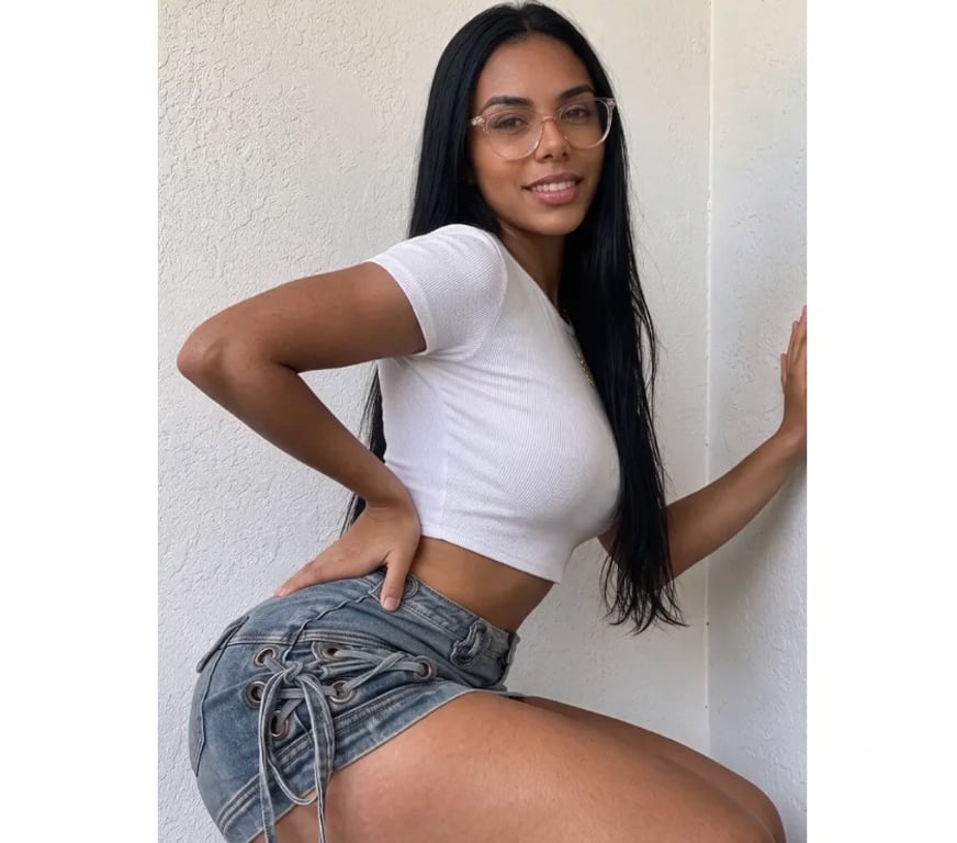 Escorts South East London Plumstead - South East London - Photos for 🥰😘MIA SWEET COLOMBIAN😍🥰NEW IN TOWN🎊