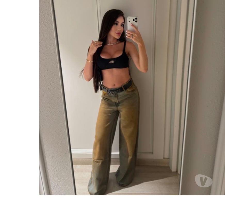 Escorts East London Gants Hill Station - East London - Photos for 🥵 Gorgeous Curvy petit 🔥Brazilian party girl