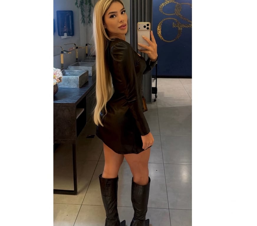Escorts Merseyside Liverpool - Photos for 🇧🇷Karen🍒💋 in Liverpool let's party love