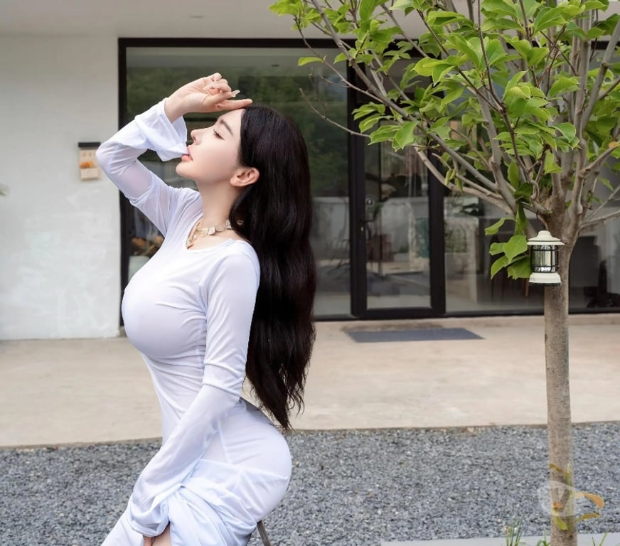 Escorts Edinburgh Gorgie - Edinburgh - Photos for Edinburgh 07498662354💯New Asian Escort relaxing