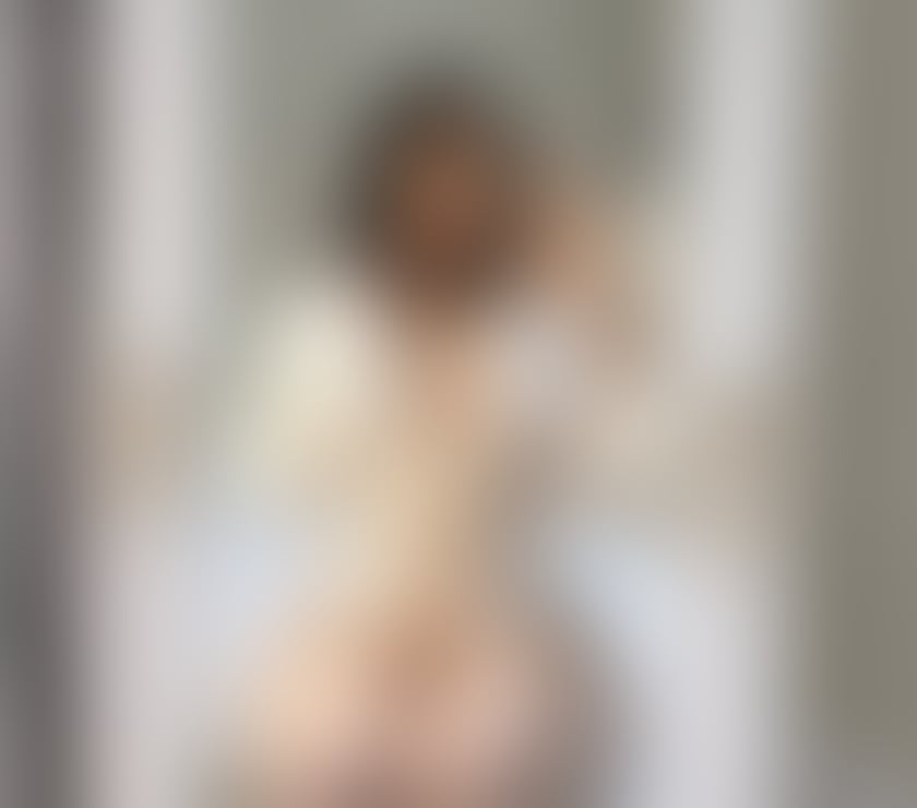 The Broadway - Bradford — GFE 🍑 ASS 💯PARTY GIRL🎉☎️LoRREn