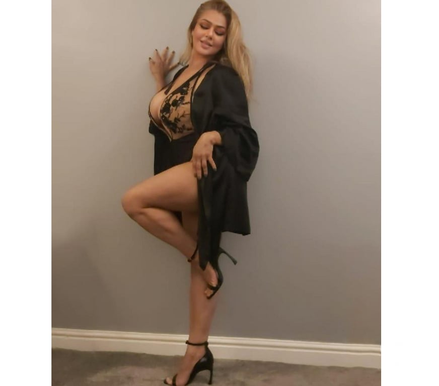 Escorts Somerset Taunton - Somerset - Photos for COLOMBIAN LOLA HOT NEW IN TOWN