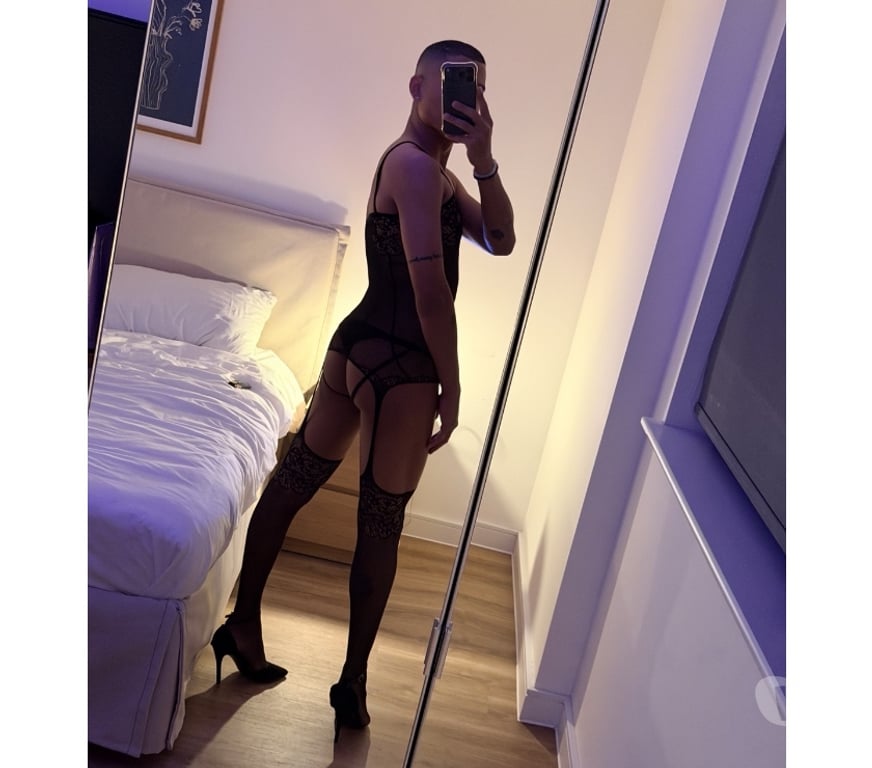 Trans Escorts Greater Manchester Salford - Photos for 👠 Feemboy Brazilian 😈 party
