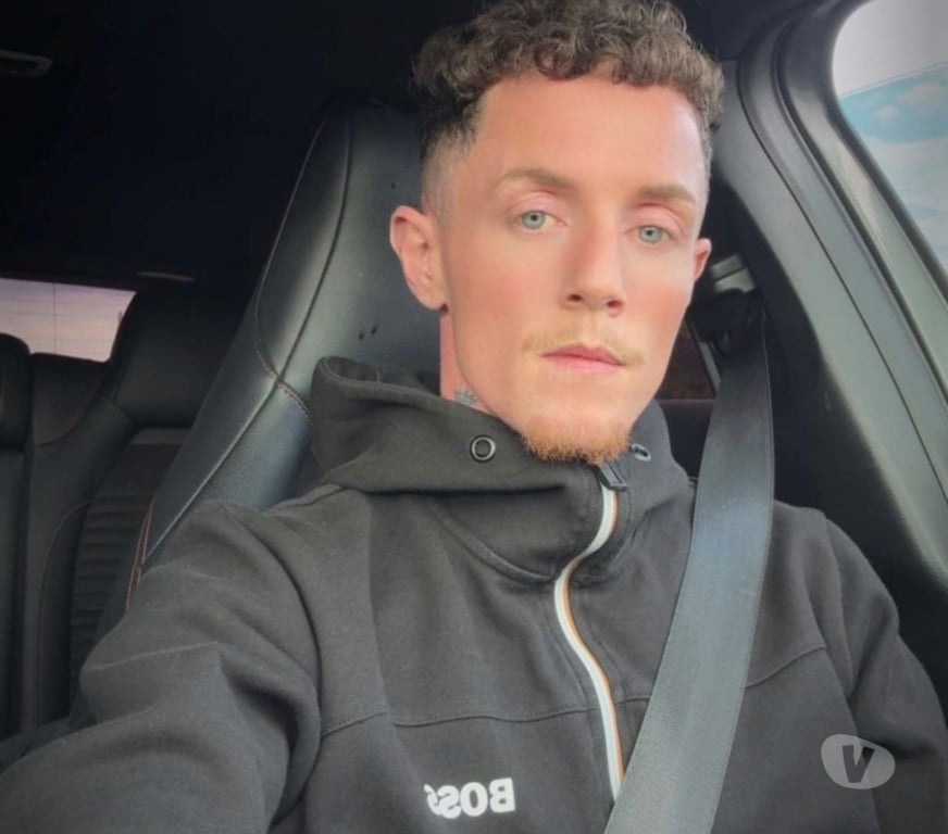  Gay massage Greater Manchester Oldham - Photos for Dannyboii96 message me