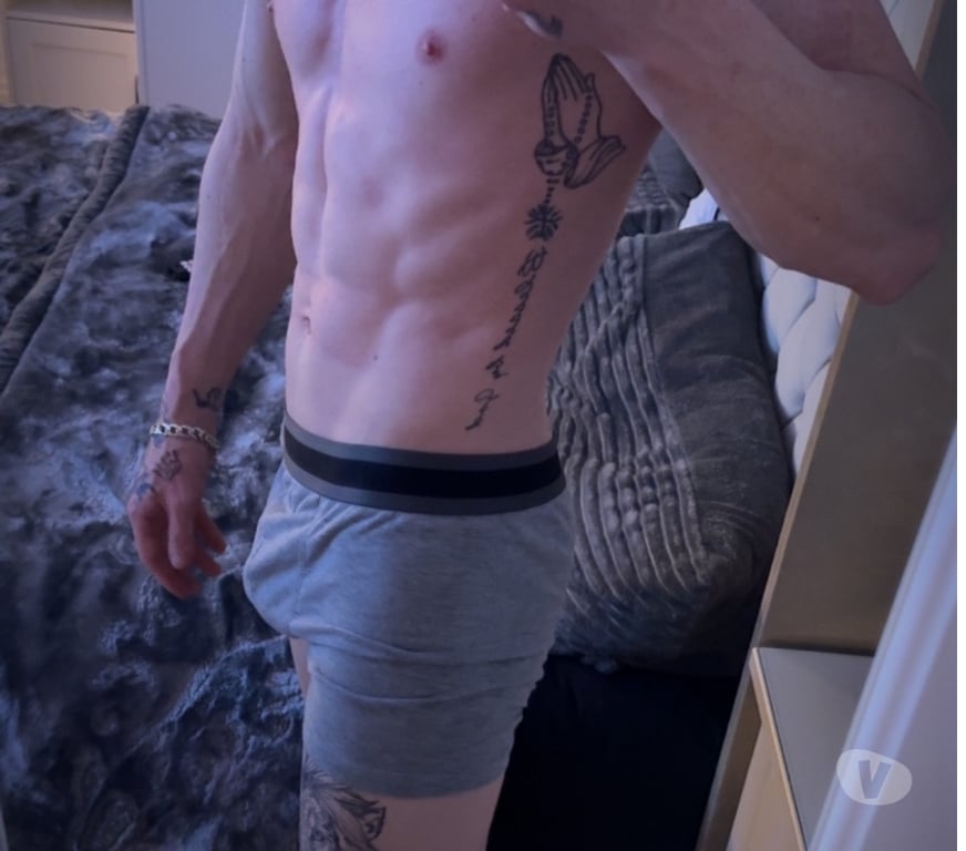  Gay massage Greater Manchester Oldham - Photos for Dannyboii96 message me