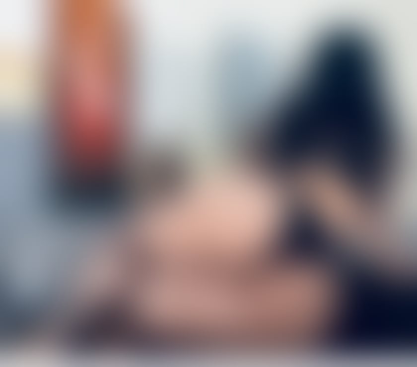 King's Cross St. Pancras Station - King's Cross - Central London — Seductive and captivating Anitta🍒