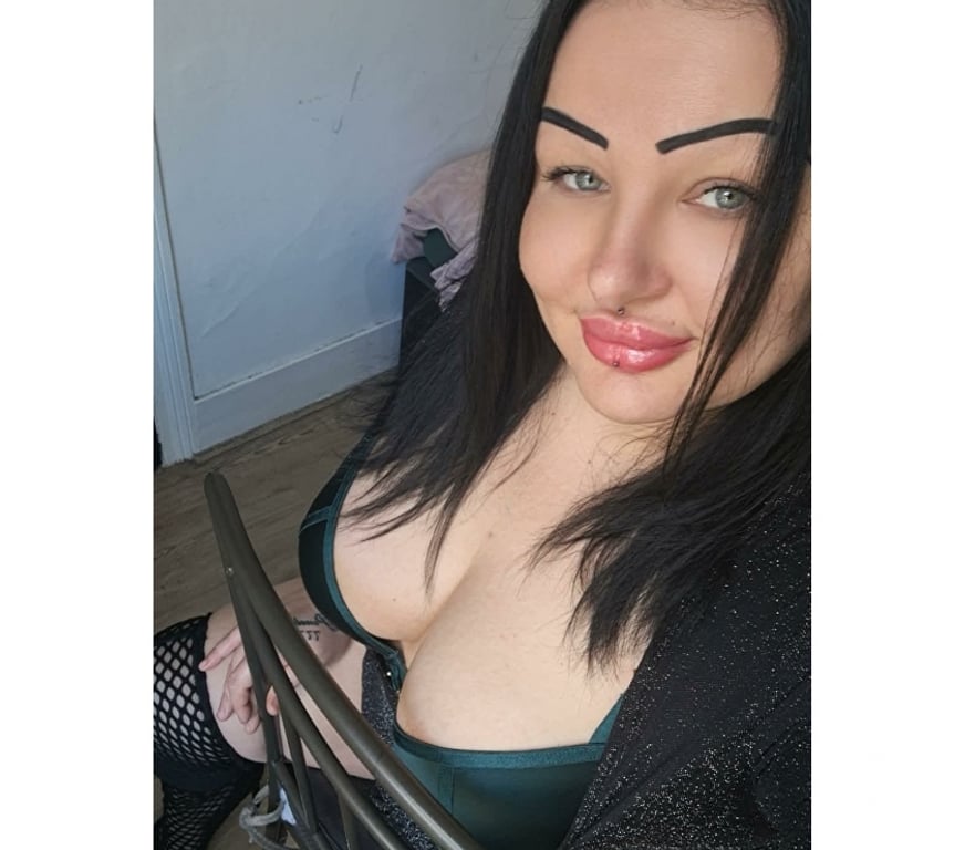 Escorts West London Hillingdon - Photos for SEXY LISA💜BEST SLOPPY BJ OWO 💋BBW