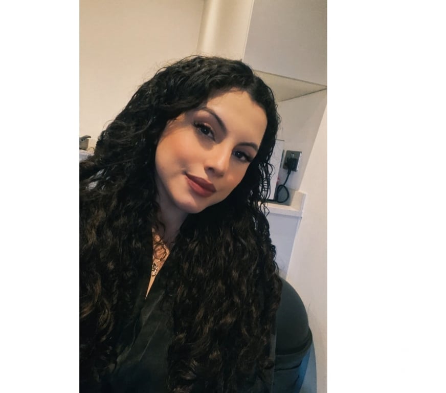 Escorts Merseyside Liverpool - Photos for Sexy Lawyer Eva