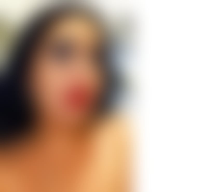 Croydon Town Centre - Croydon — Hi your favourite girl Sabina back again 😋🥰😘😘