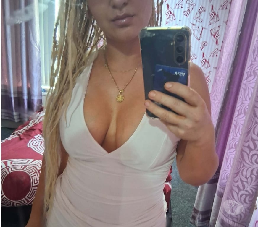 Escorts Peterborough Dogsthorpe - Peterborough - Photos for I like to do party I waiting only for cold