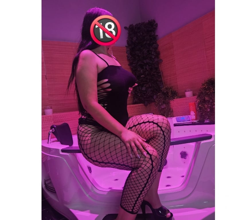 Escorts Devon Torbay - Photos for Alessandra only outcall full service ♥️