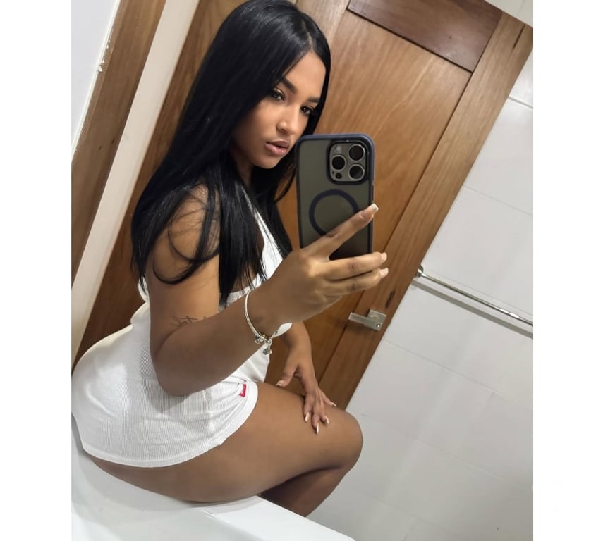 Escorts East London Redbridge - Photos for 🔥 SWEET PLAYFUL 💦 MAMI BEST ESPORT🥵💋