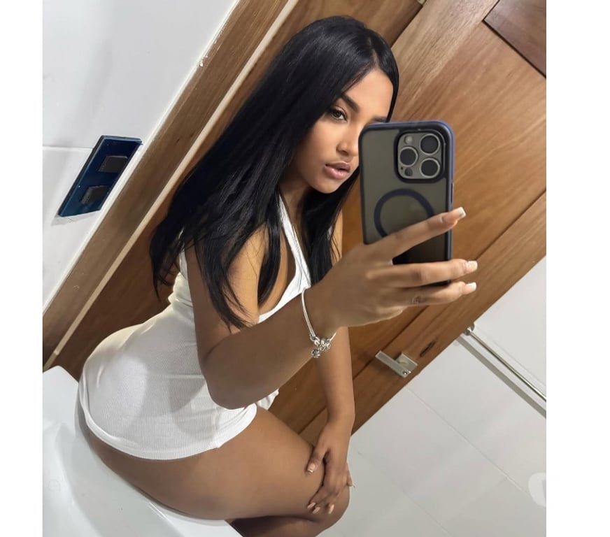Escorts East London Redbridge - Photos for 🔥 SWEET PLAYFUL 💦 MAMI BEST ESPORT🥵💋
