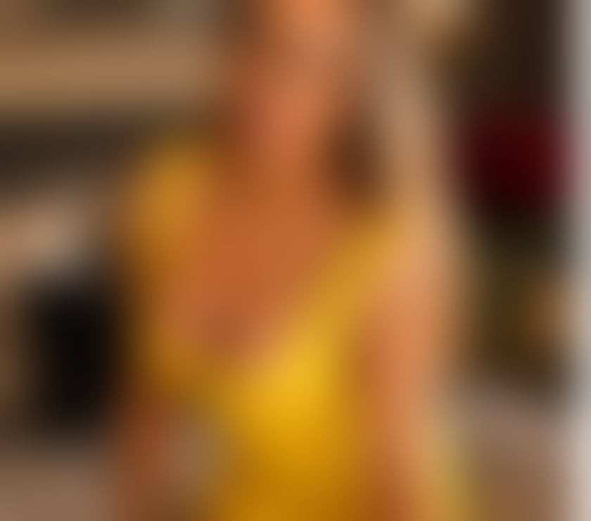 Escorts Leicestershire Hinckley and Bosworth - Photos for Petite Belgian Classy GFE in Hinckley