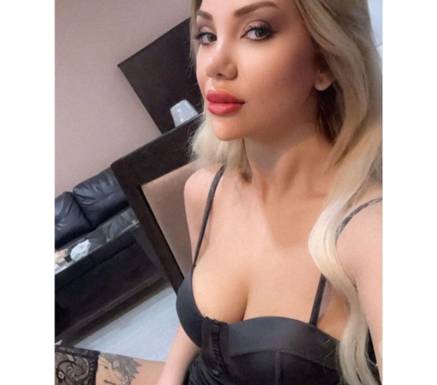 Escorts West London Hillingdon - Photos for HOT Italian 💗 Short time in London 💋 Fun and Hot