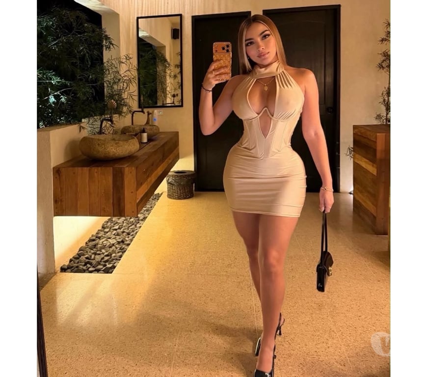 Escorts West Midlands Coventry - Photos for Bia hot Brazilian 🇧🇷 party 🥳 no rush