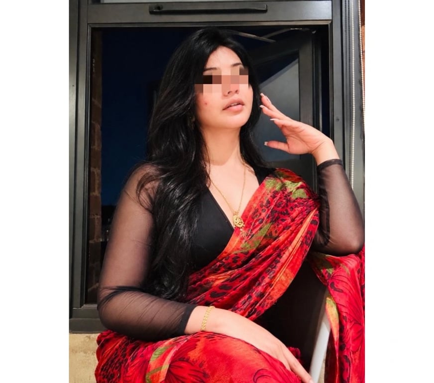Escorts Greater Manchester Manchester - Photos for Elegant & Caring Indian Tamil girl new in Manchester
