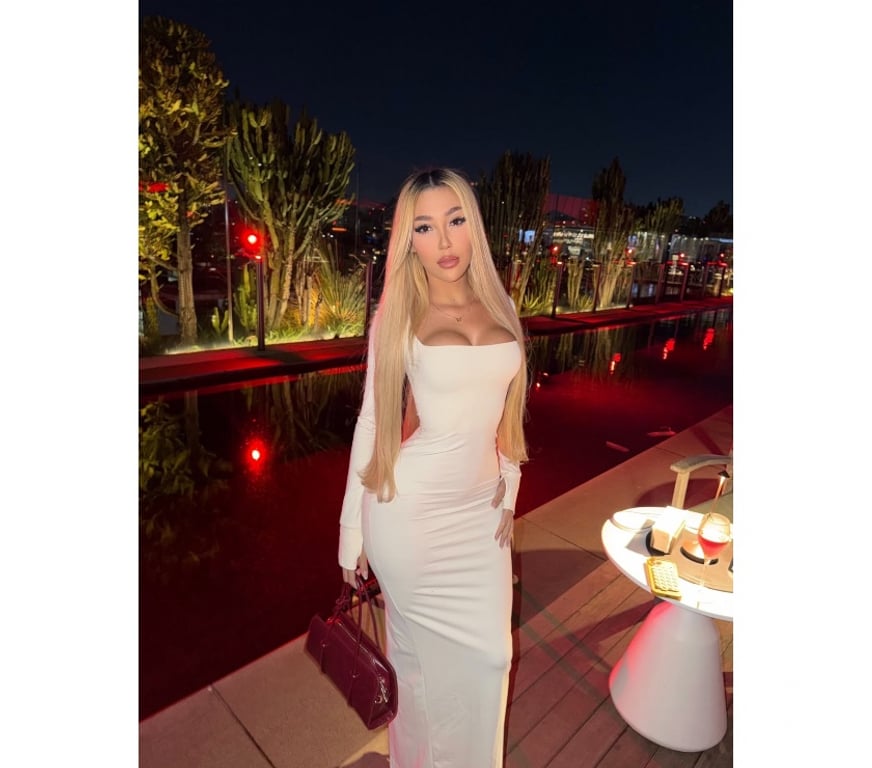 Escorts Bedfordshire Luton - Photos for JÚLIA 1° TIME IN UK