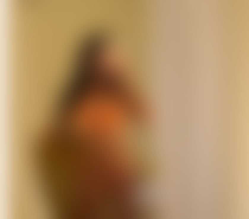 Trans Escorts West London Chiswick Park Station - West London - Photos for The Amazing Trans Queen most Feminine body and Face