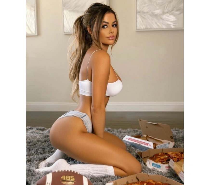 Escorts South Yorkshire Barnsley - Photos for 100% Real girl party outcall ❤️‍🔥