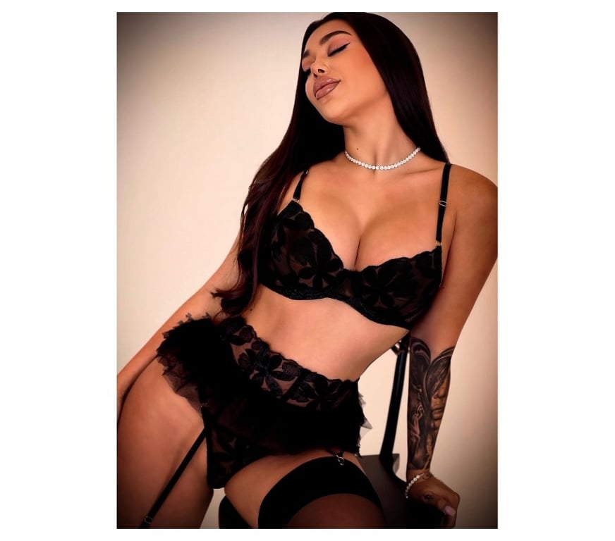 Escorts East London Plaistow - East London - Photos for 🌸DELICATE, SEDUCTIVE AND FULL OF DESIRE🔥💋