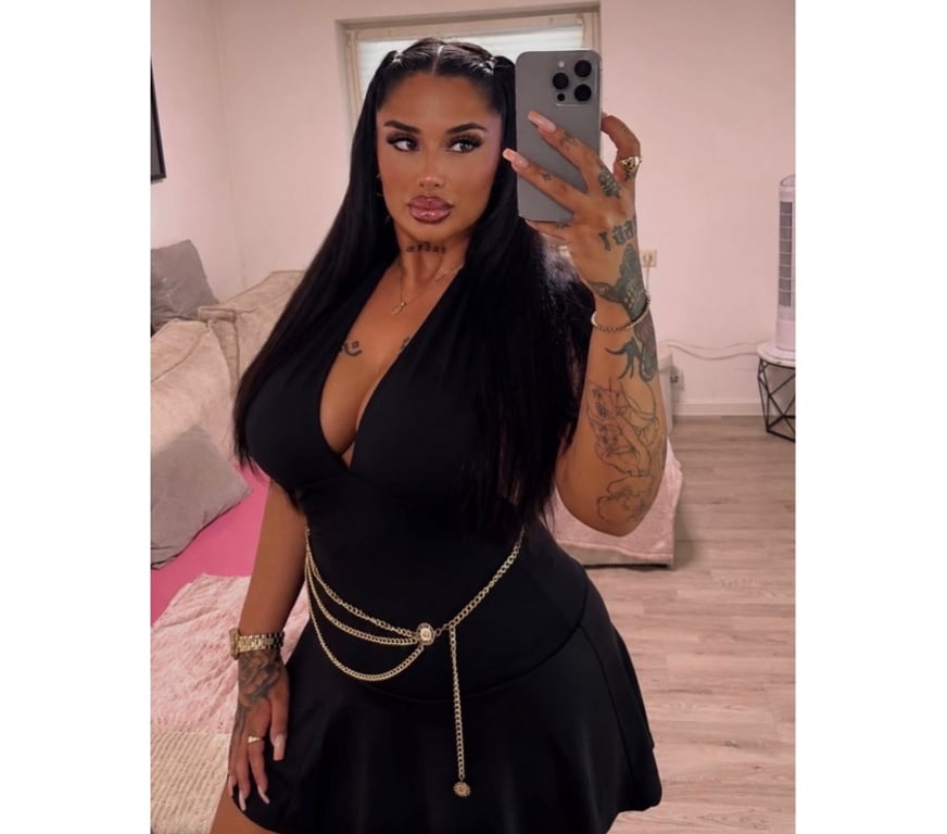 Escorts North Lanarkshire Motherwell - North Lanarkshire - Photos for ❤️🍫new in town🍫❤️full party🍾no rush❤️