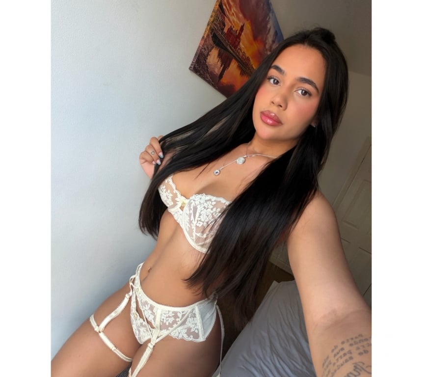 Escorts Swansea - Wales Swansea City Centre - Swansea - Photos for BELLA🌸 REAL 💯% BRAZILIAN🇧🇷🍾 PARTY GIRL