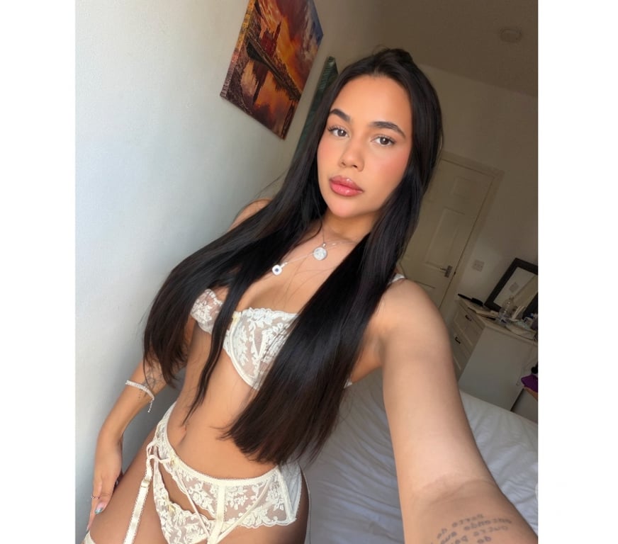 Escorts Swansea - Wales Swansea City Centre - Swansea - Photos for BELLA🌸 REAL 💯% BRAZILIAN🇧🇷🍾 PARTY GIRL