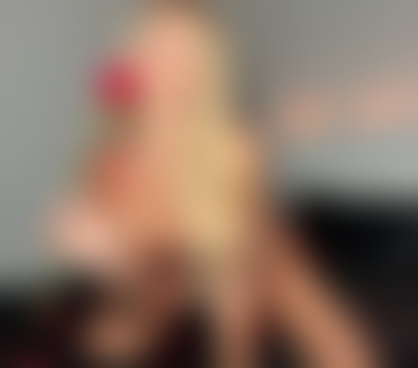 Swansea City Centre - Swansea - Wales — Party Girlfriend New❤️