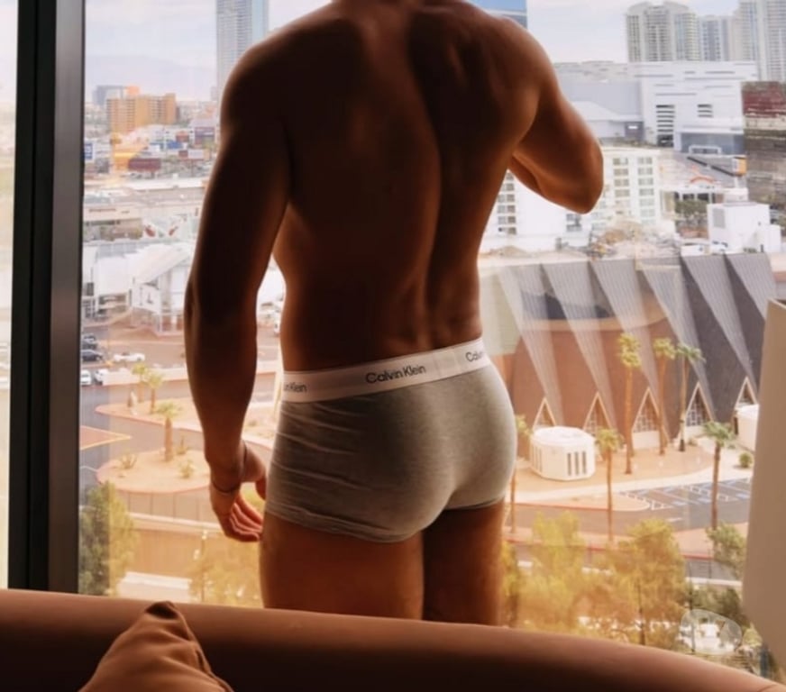  Gay massage Bedfordshire Luton - Photos for Hot Brazilian sexy boy size XXL party boy 🥳