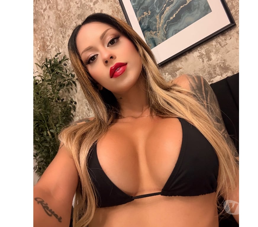 Escorts East London Canary Wharf - East London - Photos for Tiffany Bennett short hot girl ❤️‍🔥