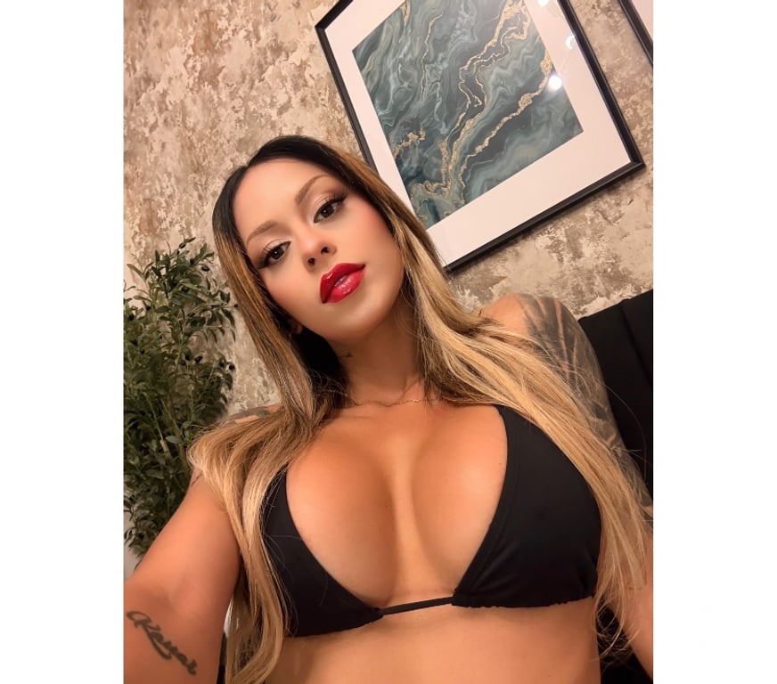 Escorts East London Bow Road Station - East London - Photos for 🎀New baby beautiful Brazilian of dreams💋Gfe and PARTY